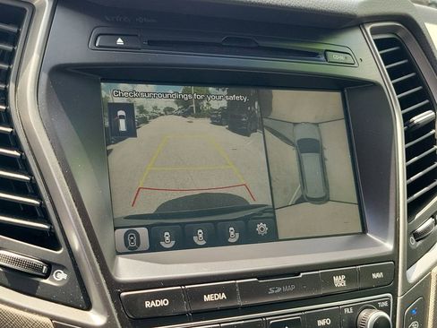 Used 2018 Hyundai Santa Fe Limited w/ Cargo Package FWD image 32