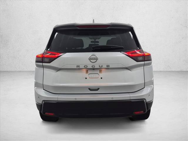Used 2025 Nissan Rogue SV FWD image 7