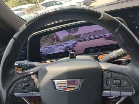 Used 2023 Cadillac Escalade Premium Luxury w/ LPO, Radiant Package AWD/4WD image 13