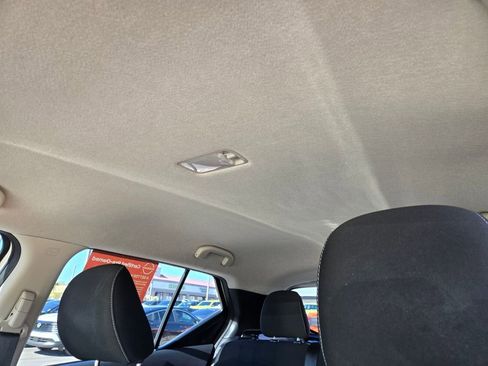 Certified 2022 Nissan Kicks SV FWD image 11