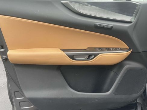 Used 2022 Lexus NX 350 AWD image 17