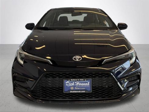 Used 2024 Toyota Corolla SE w/ SE Premium Package FWD image 3