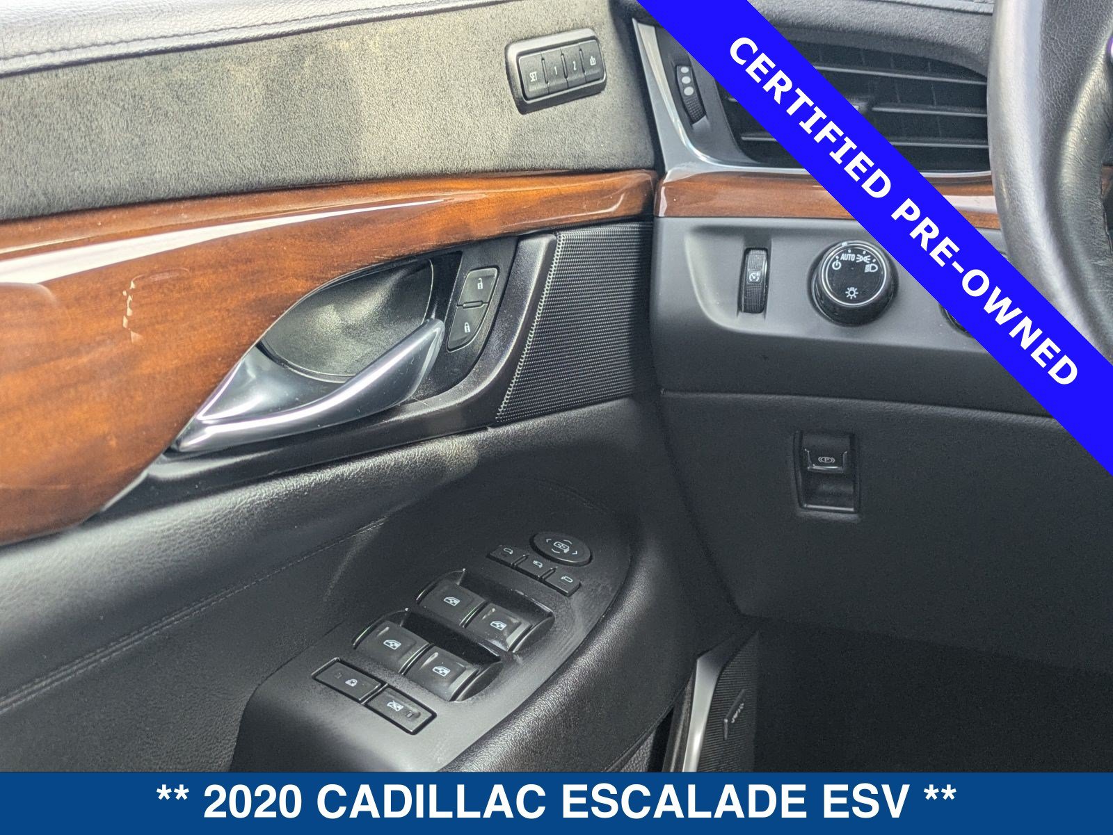 Used 2020 Cadillac Escalade ESV Premium Luxury AWD/4WD image 27