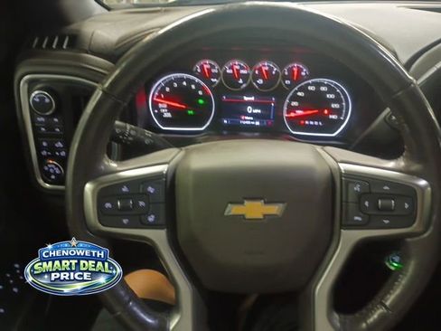Used 2019 Chevrolet Silverado 1500 LTZ w/ LTZ Premium Package AWD/4WD image 10