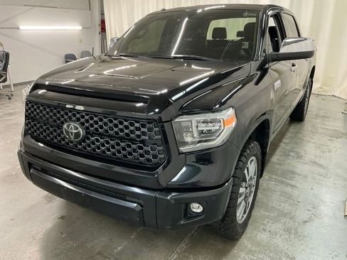 Used 2018 Toyota Tundra Platinum image 9