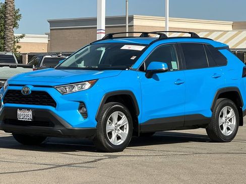 Certified 2019 Toyota RAV4 XLE w/ Convenience Package FWD image 10