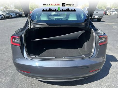 Used 2022 Tesla Model 3 Long Range image 16