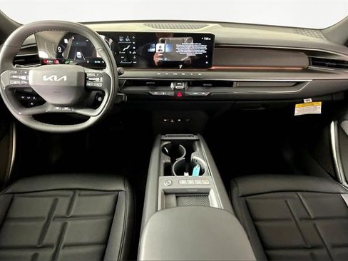 New 2026 Kia EV9 Land w/ Nightfall Edition Package image 5