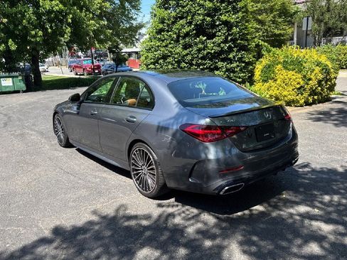 Used 2023 Mercedes-Benz C 300 4MATIC Sedan image 4