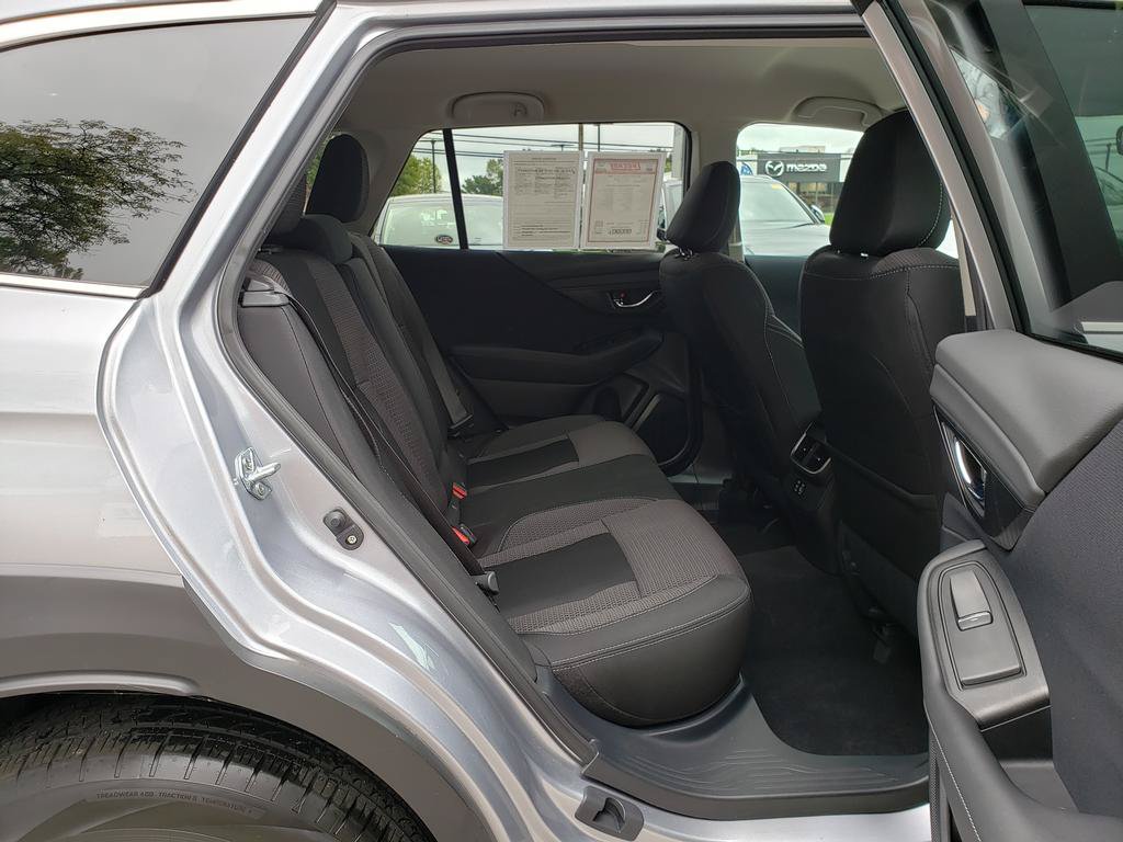 Used 2024 Subaru Outback Premium AWD/4WD image 15