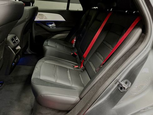 Used 2024 Mercedes-Benz GLE 63 AMG S image 41