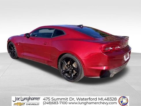 Used 2021 Chevrolet Camaro LT image 7