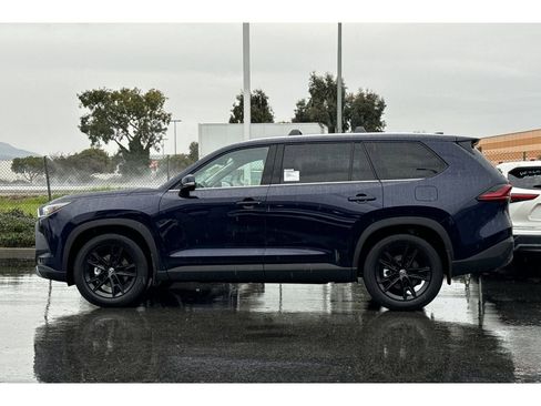 Used 2026 Toyota Grand Highlander Limited image 7
