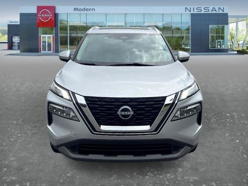 Certified 2023 Nissan Rogue SV w/ SV Premium B Package FWD image 2