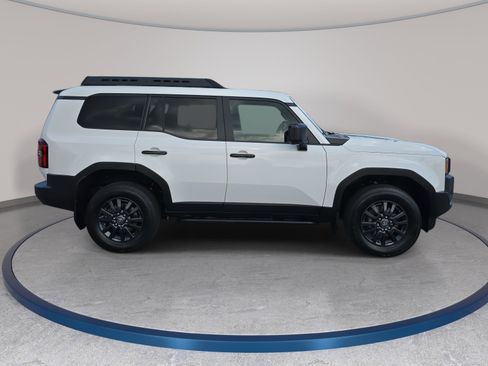 Used 2024 Toyota Land Cruiser 1958 image 4