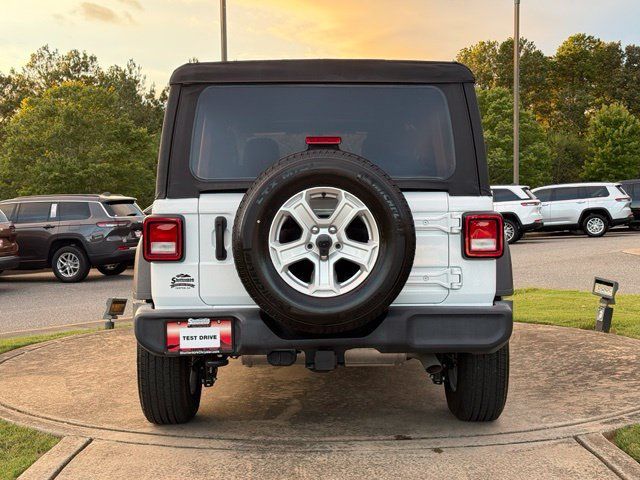 Used 2022 Jeep Wrangler Unlimited Sport AWD/4WD image 6