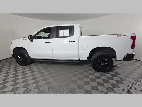 Used 2024 Chevrolet Silverado 1500 LT Trail Boss w/ LT Trail Boss Premium Package AWD/4WD image 50