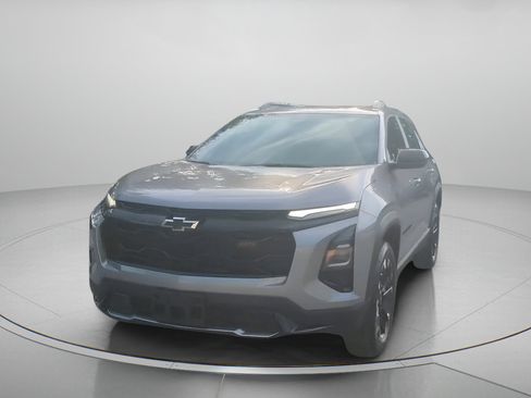 Used 2025 Chevrolet Equinox RS w/ Convenience Package III FWD image 10