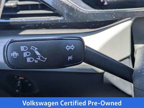 Certified 2024 Volkswagen Taos S FWD image 26