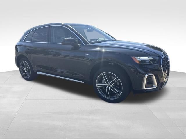 Used 2024 Audi Q5 e Premium Plus AWD/4WD image 13