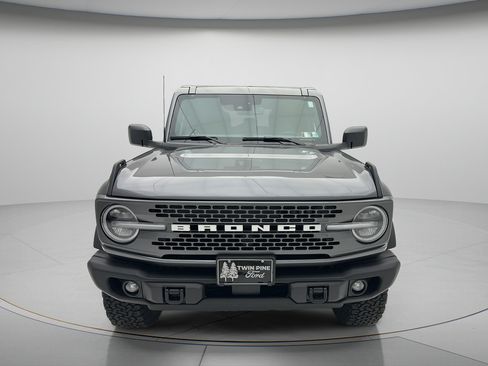 Used 2025 Ford Bronco Badlands AWD/4WD image 2