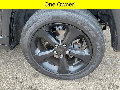 Certified 2024 Jeep Grand Cherokee Altitude AWD/4WD image 7