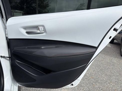 Certified 2024 Toyota Corolla SE image 18