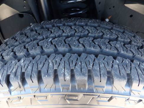 Used 2024 RAM 2500 Laramie w/ Safety Group AWD/4WD image 63