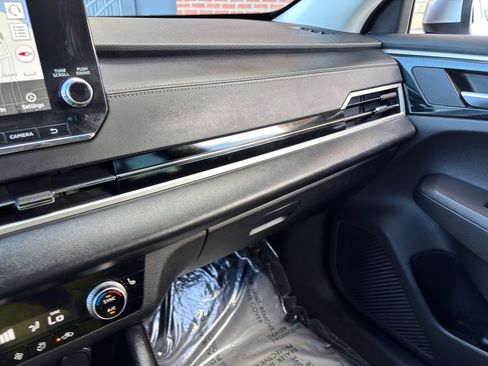 Used 2022 Mitsubishi Outlander SE image 19