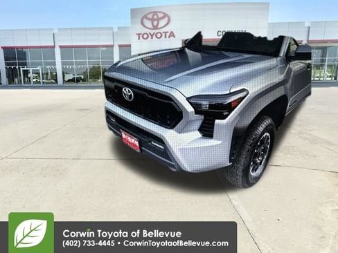 Used 2025 Toyota Tacoma TRD Off-Road AWD/4WD image 6
