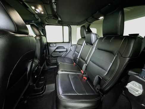 Used 2020 Jeep Wrangler Unlimited Sahara w/ Uconnect 4C Nav & Sound Group image 16