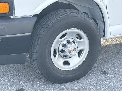 New 2025 Chevrolet Express 2500 w/ Driver Convenience Package RWD image 17