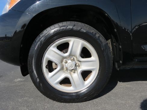 Used 2010 Toyota RAV4 2WD image 29