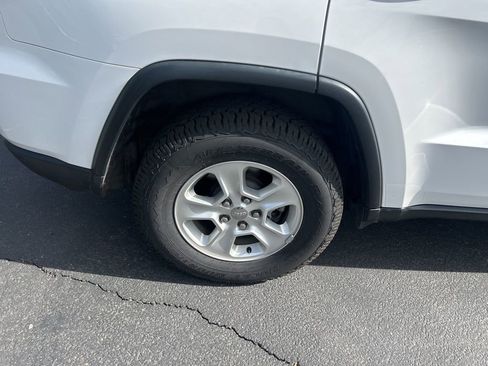 Used 2014 Jeep Grand Cherokee Laredo w/ Quick Order Package 23E image 13