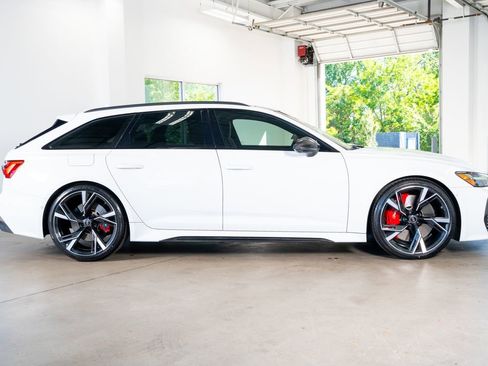 Used 2021 Audi RS 6 w/ Carbon Optic Package AWD/4WD image 5