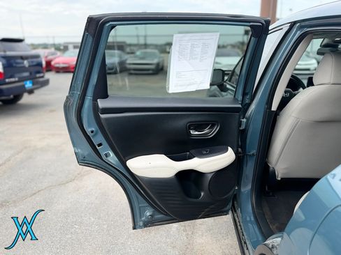 Used 2025 Honda HR-V LX image 15
