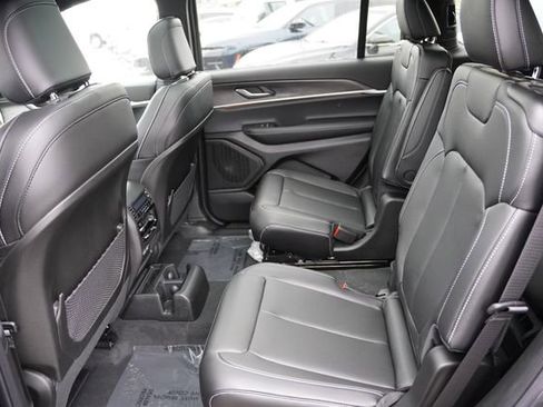 New 2025 Jeep Grand Cherokee L Limited w/ Trailer Tow Package image 11