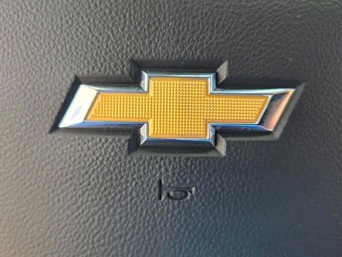 Used 2025 Chevrolet Silverado 1500 LTZ AWD/4WD image 23