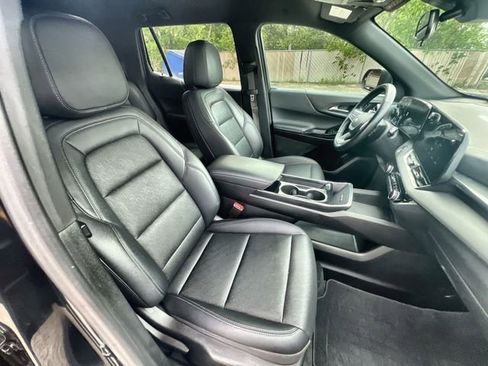 Certified 2025 Chevrolet Equinox LT w/ Convenience Package II FWD image 27