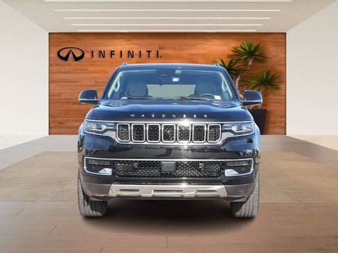 Used 2022 Jeep Wagoneer Series III w/ Convenience Group I image 2