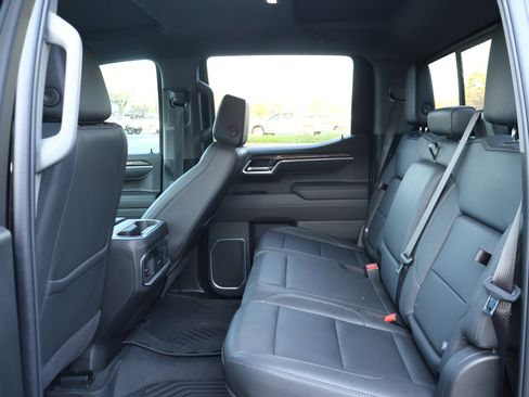 Used 2025 Chevrolet Silverado 1500 LTZ image 23