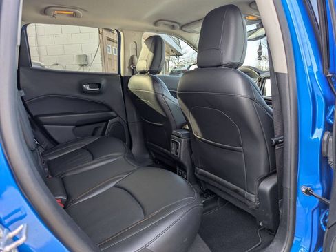 Used 2021 Jeep Compass Limited image 18