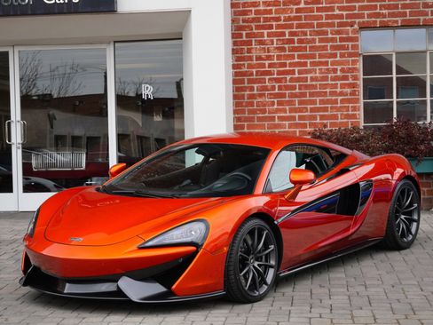Used 2019 McLaren 570S Coupe RWD image 16
