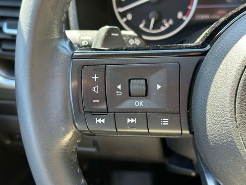 Used 2023 Nissan Rogue SV w/ SV Premium B Package AWD/4WD image 20