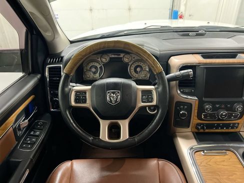 Used 2017 RAM 2500 Limited AWD/4WD image 11