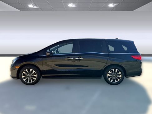 Used 2024 Honda Odyssey EX-L image 2