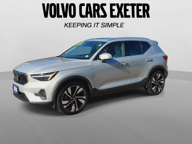 Certified 2024 Volvo XC40 B5 Ultimate w/ Climate Package AWD/4WD image 4