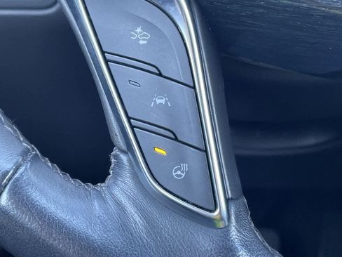 Used 2023 Cadillac XT5 Premium Luxury image 24