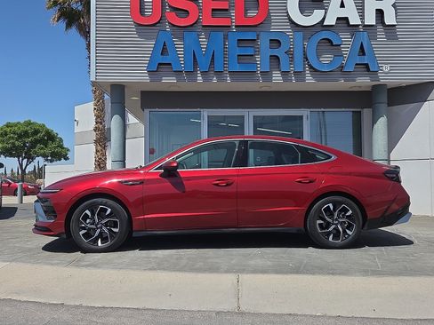 Used 2025 Hyundai Sonata SEL FWD image 3