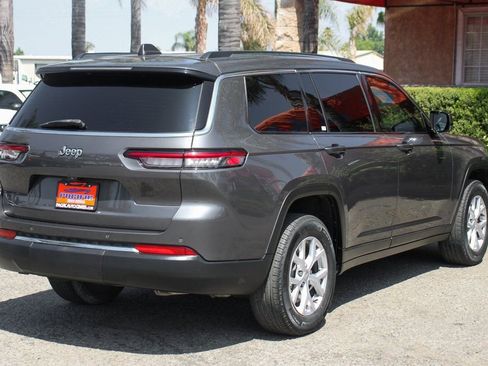 Used 2021 Jeep Grand Cherokee L Limited AWD/4WD image 11